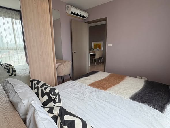 bedroom of Ideo O2 – Building A