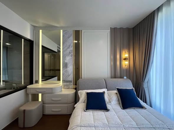 bedroom of Ideo Q Sukhumvit 36