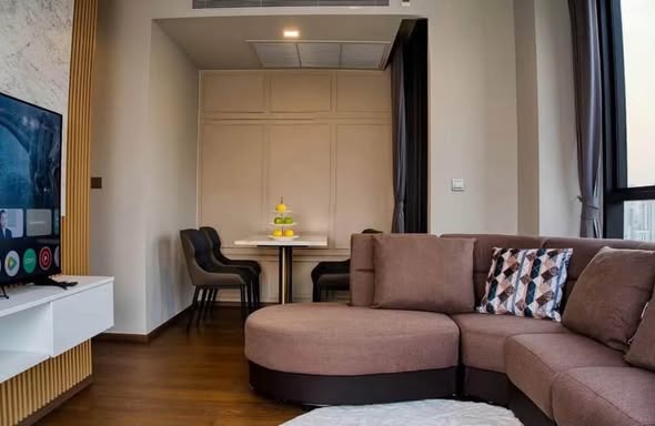 bedroom and living room of Ideo Q Sukhumvit 36