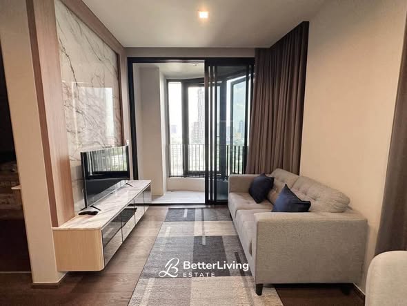 bedroom and living room of Ideo Q Sukhumvit 36