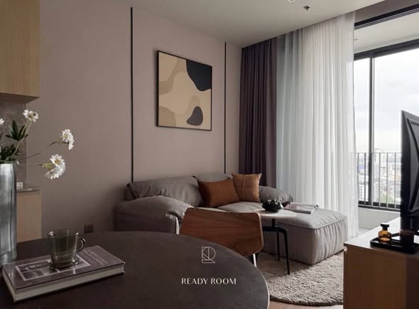 bedroom and living room of Ideo Q Sukhumvit 36