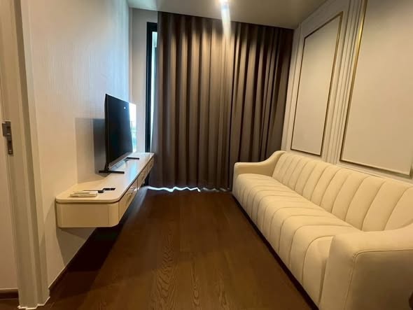 bedroom and living room of Ideo Q Sukhumvit 36