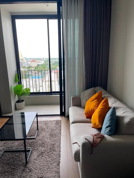bedroom and living room of Ideo Q Sukhumvit 36