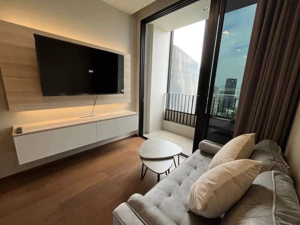 living room and bedroom of Ideo Q Sukhumvit 36