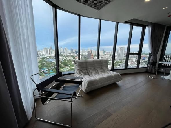 living room and bedroom of Ideo Q Sukhumvit 36
