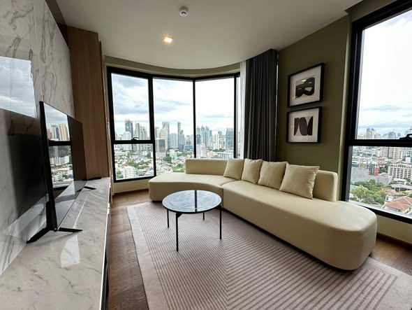 living room and bedroom of Ideo Q Sukhumvit 36