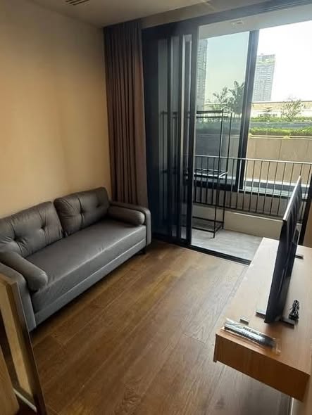 living room and bedroom of Ideo Q Sukhumvit 36