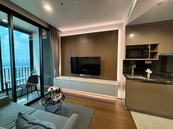 living room and kitchen of Ideo Q Sukhumvit 36