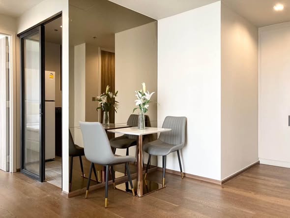 living room and room interior of Ideo Q Sukhumvit 36