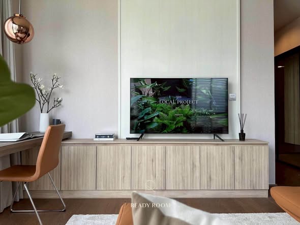 living room and room interior of Ideo Q Sukhumvit 36