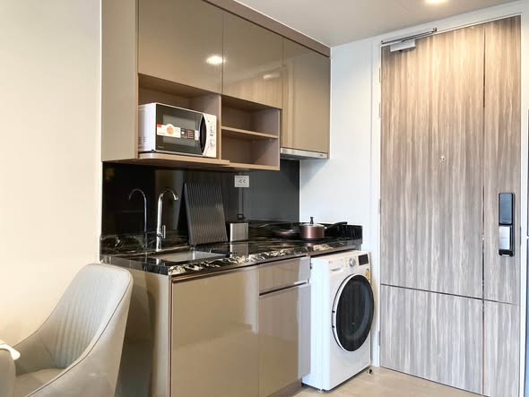 room interior of Ideo Q Sukhumvit 36