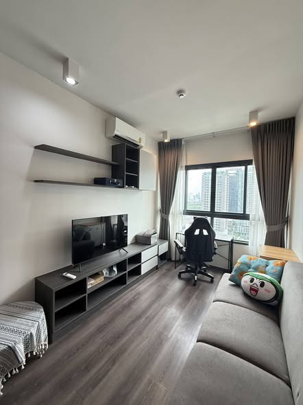 bedroom and living room of IDEO Rama9 – Asoke