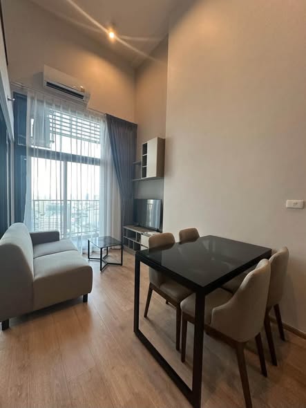 bedroom and room interior of IDEO Rama9 – Asoke