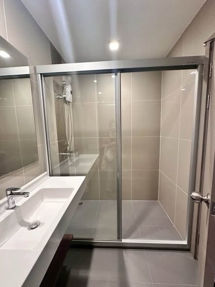 room interior of IDEO Rama9 – Asoke
