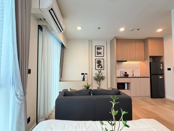 bedroom and living room of IDEO Ratchada-Huai Khwang