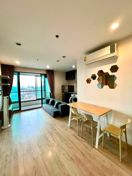 living room of Ideo Sathon-Tha Phra
