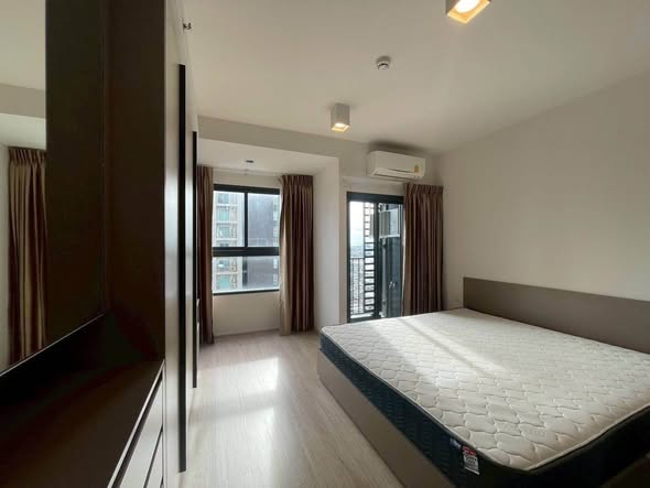 bedroom of Ideo Sathon-Wongwian Yai
