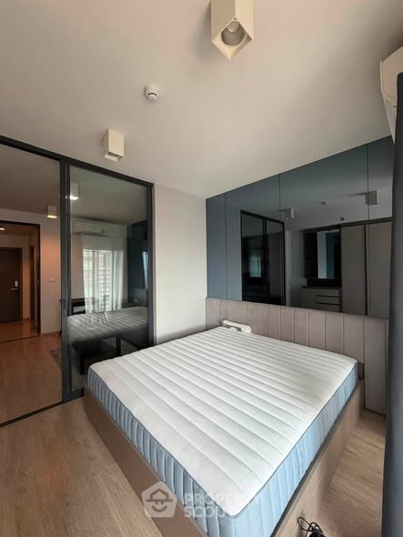 bedroom of Ideo Sathon-Wongwian Yai