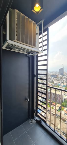 Ideo Sathon-Wongwian Yai