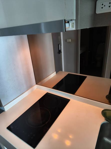 kitchen of Ideo Sathon-Wongwian Yai