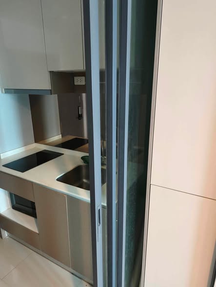room interior of Ideo Sathon-Wongwian Yai