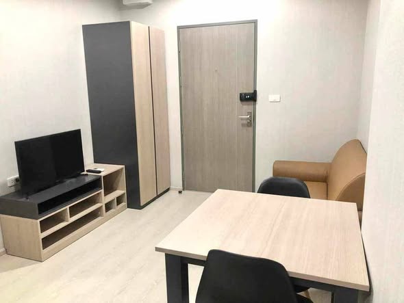 room interior of IDEO Sukhumvit 115