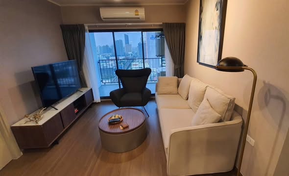 bedroom and living room of Ideo Sukhumvit 93