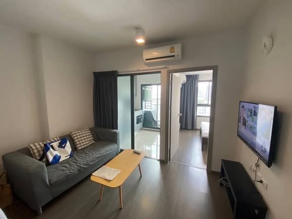 bedroom and living room of Ideo Sukhumvit 93