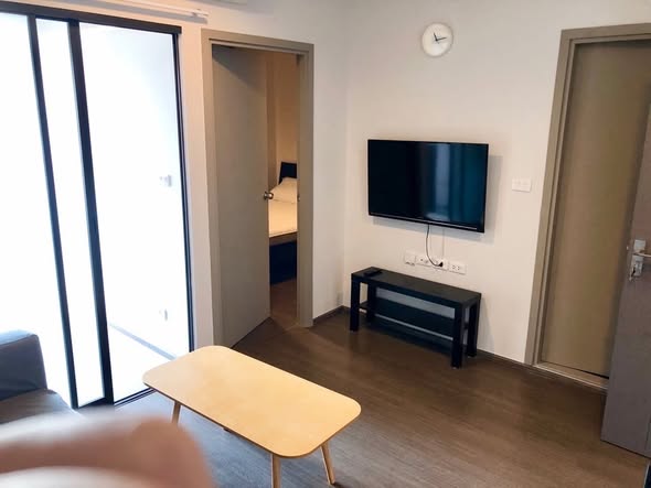 bedroom and room interior of Ideo Sukhumvit 93