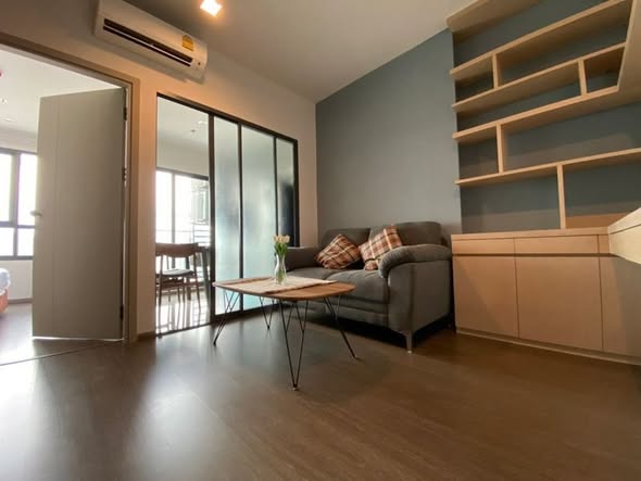 living room and room interior of Ideo Sukhumvit 93