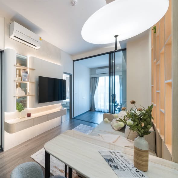 living room and room interior of IDEO Sukhumvit Rama 4 ไอดีโอ สุขุมวิท-พระราม 4
