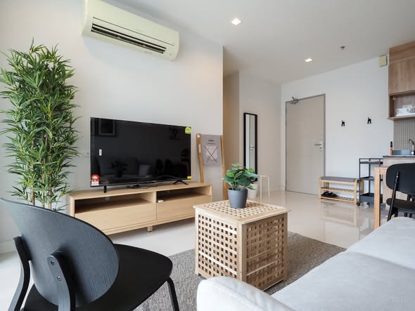 living room of Ideo Verve Ratchaprarop