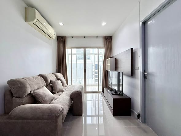 bedroom and living room and room interior of Ideo Verve Sukhumvit