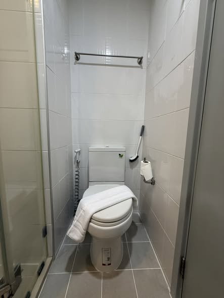 bathroom of Ideo Wutthakat