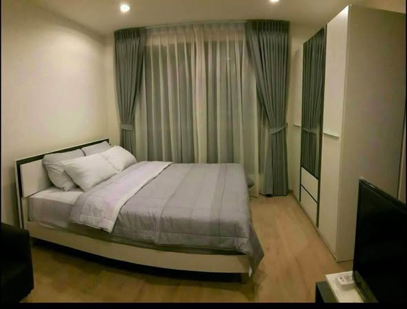 bedroom of Ideo Wutthakat