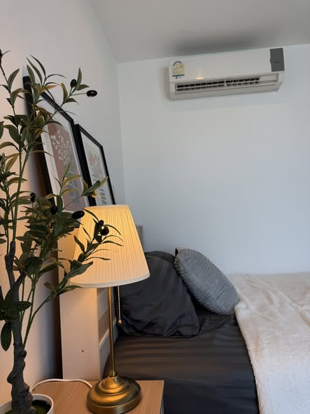 bedroom of Ideo Wutthakat