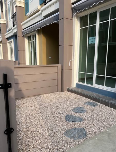 โกลเด้น ทาวน์ ฟิวเจอร์-รังสิต