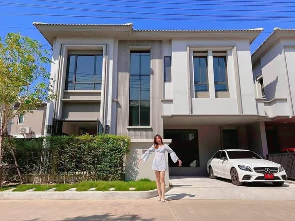แกรนด์พลีโน่ พหลโยธิน-รังสิต