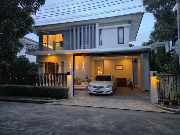 เพอร์เฟค เพลส พัฒนาการ-ศรีนครินทร์