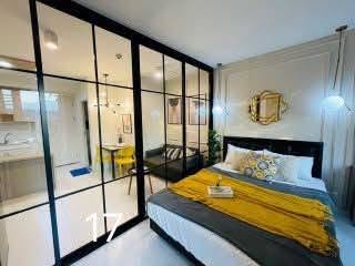 bedroom and room interior of Iris Avenue