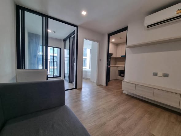 bedroom and room interior of Ivory Ratchada 32