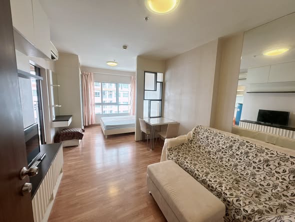 IVY River Condo