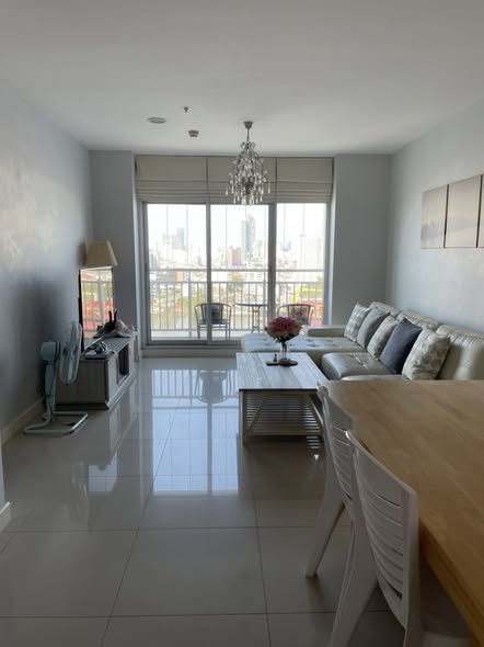 IVY River Condo