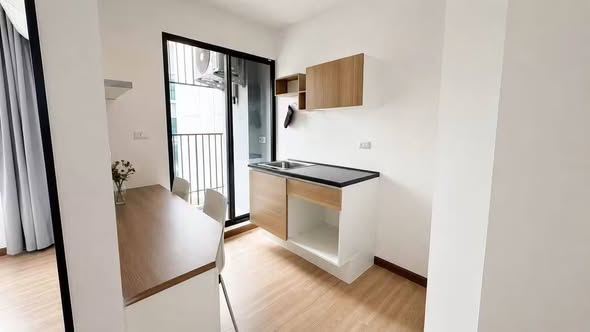 J Condo Satorn-Kallaprapruk