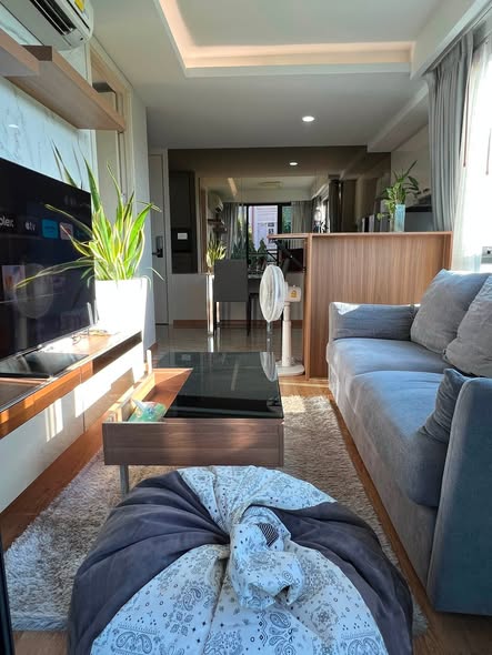 bedroom and living room of JRY Rama 9 Condominium