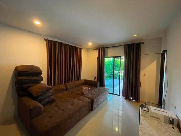 living room and bedroom of คณาสิริ ศาลายา-ปิ่นเกล้า Kanasiri Salaya-Pinklao