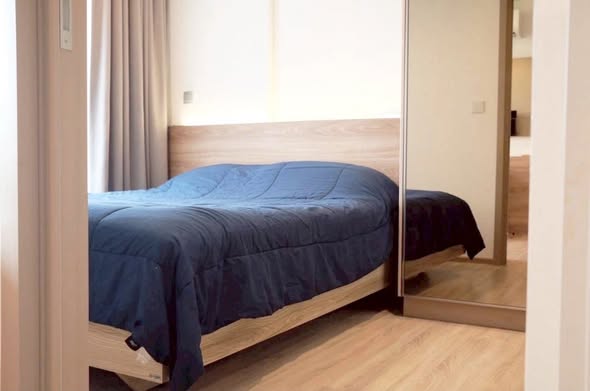 bedroom and room interior of Kawa Haus