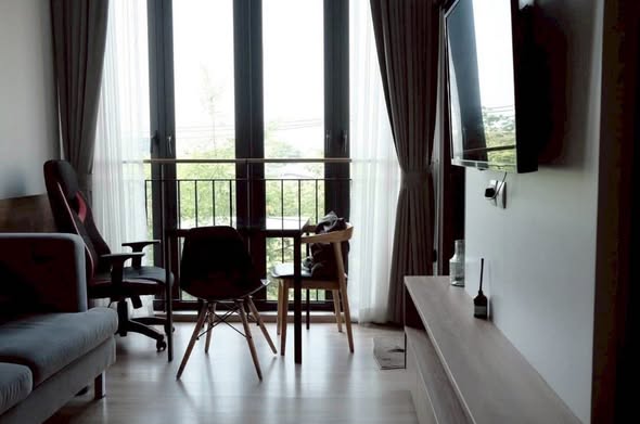 living room and bedroom of Kawa Haus