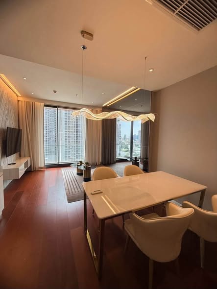 room interior of KHUN by YOO