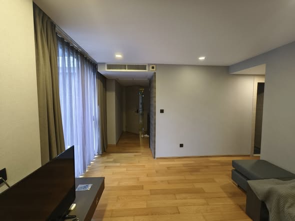 bedroom and room interior of Klass Lang Suan